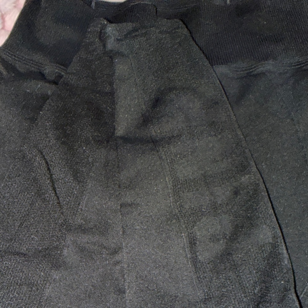 PINK Victoria's Secret Black Leggings - Picture 6 of 6